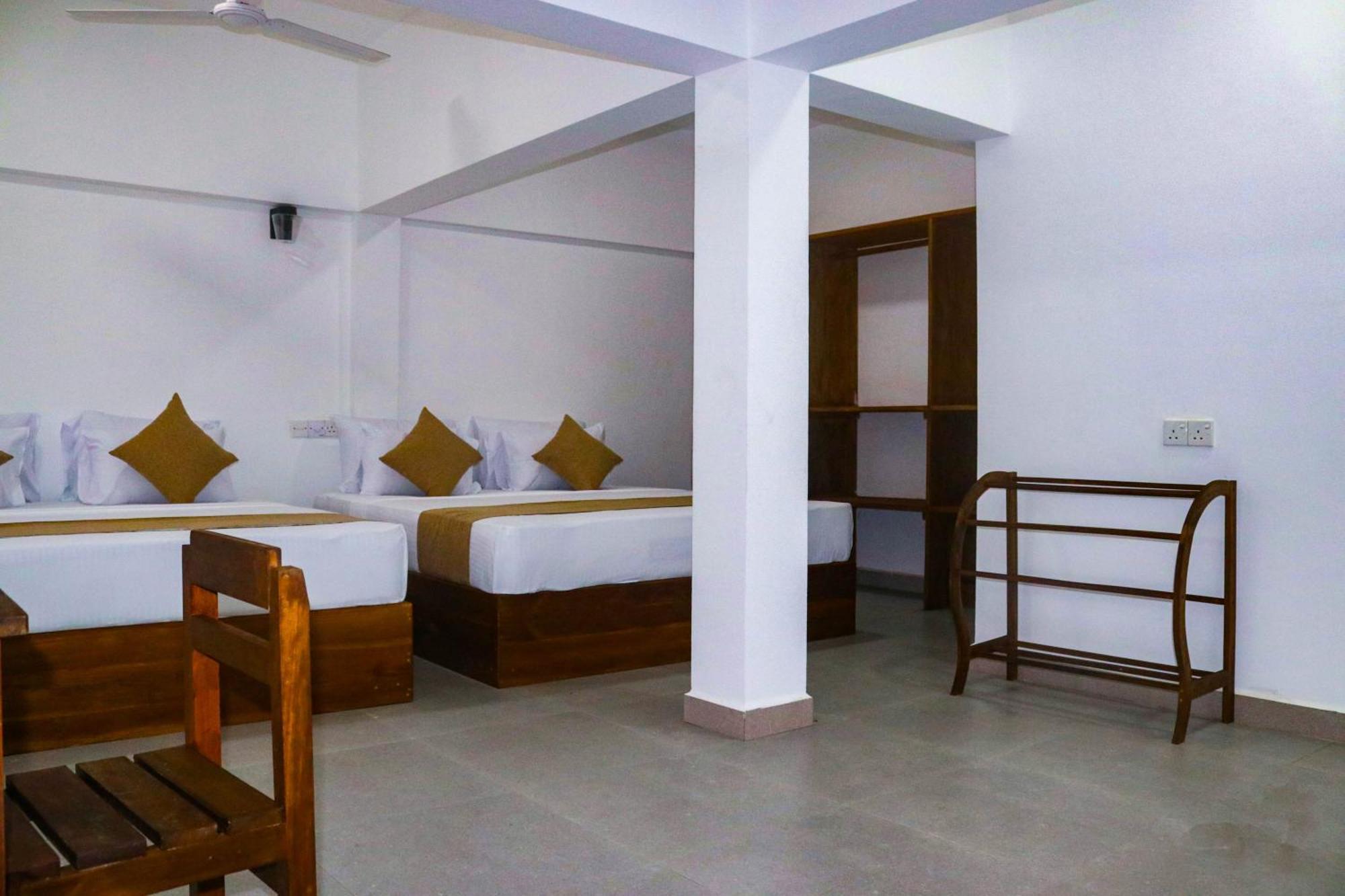 Reecha Resort & Hotel Kilinochchi Exteriör bild