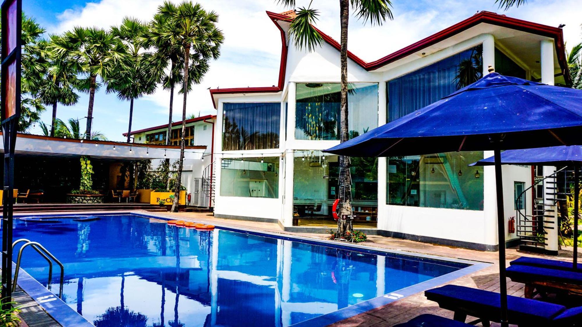 Reecha Resort & Hotel Kilinochchi Exteriör bild